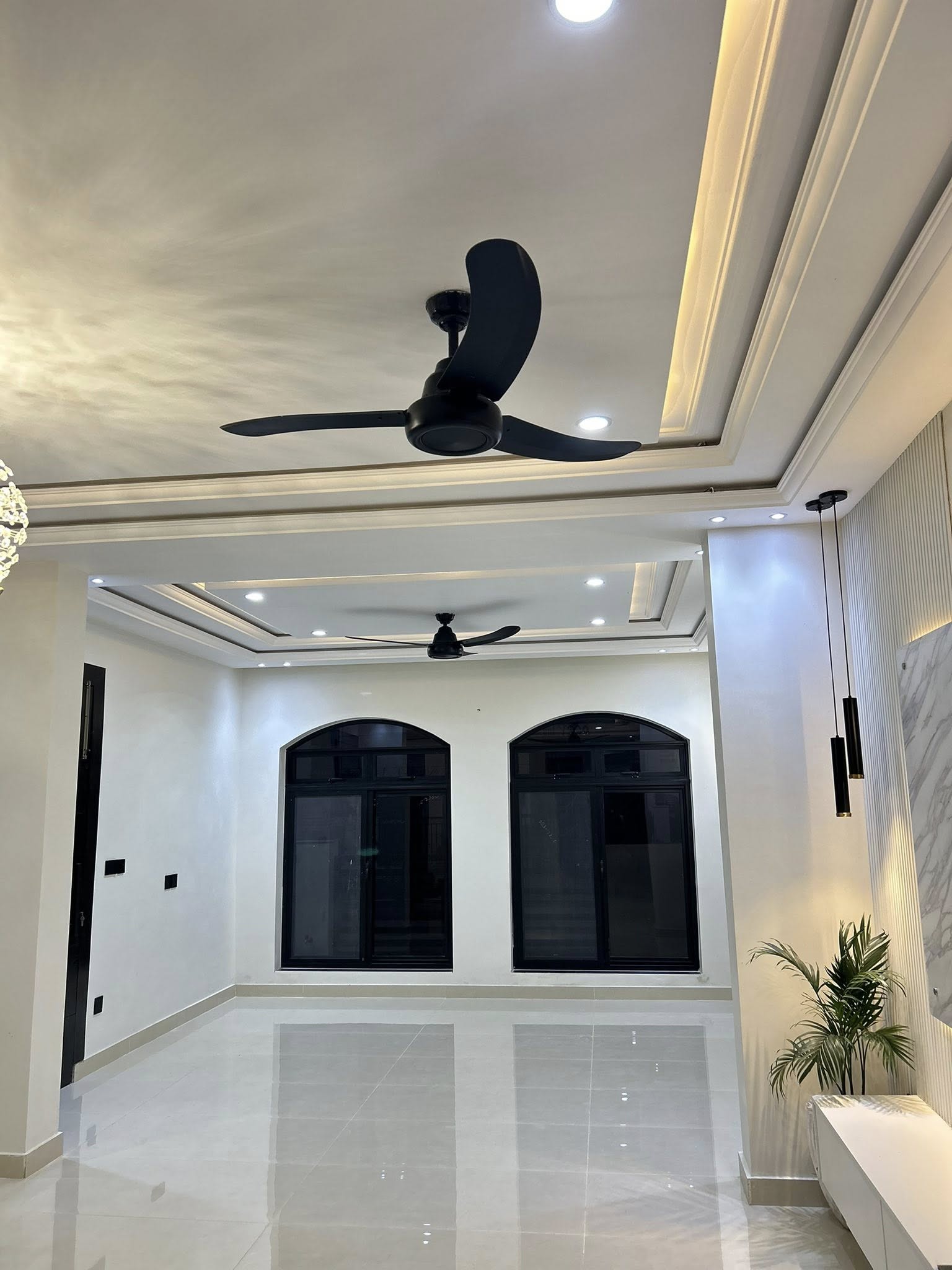 545696864_2016213555814781_9092174684584361940_n