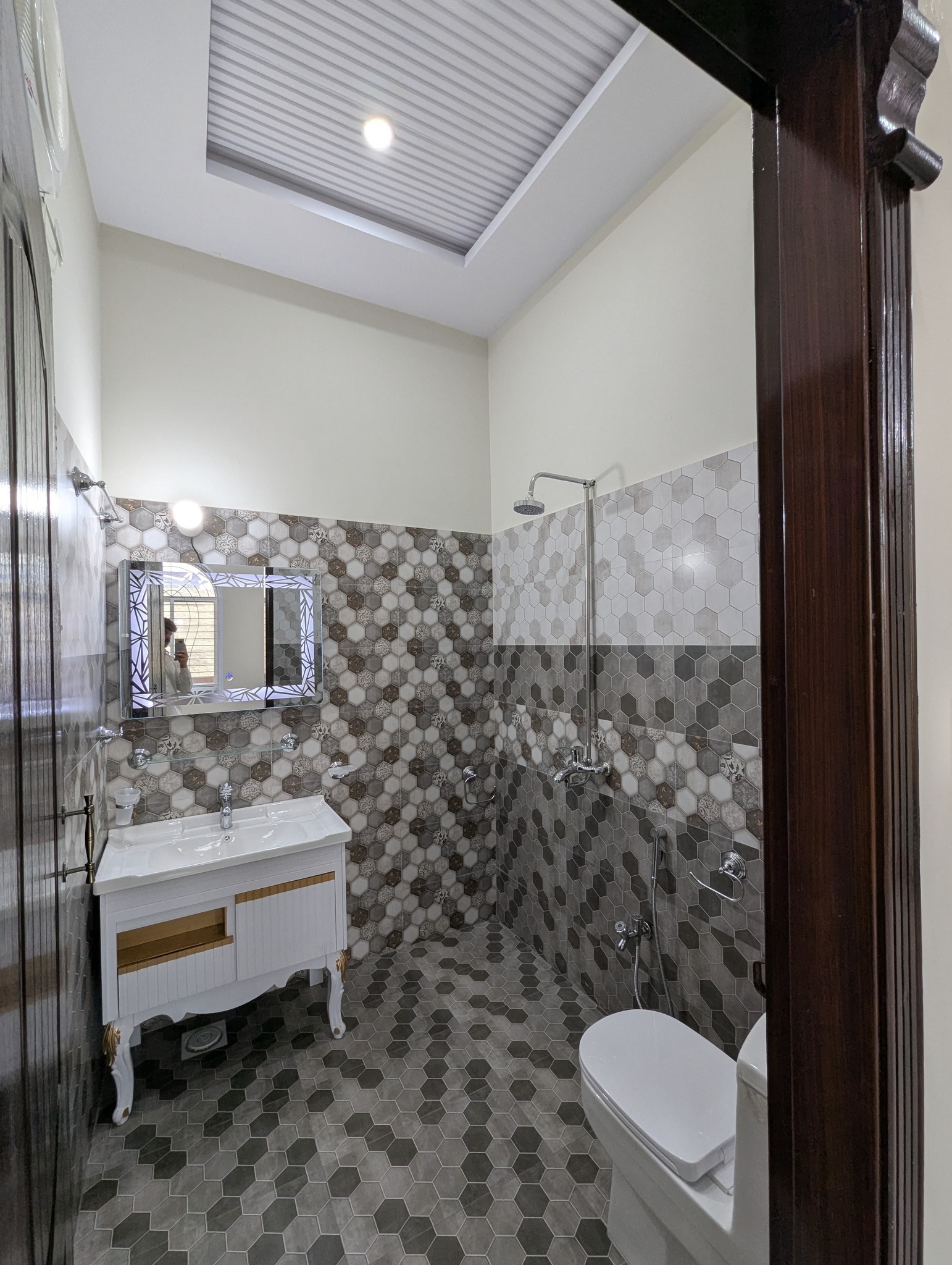 546870878_692467520532058_7245768069933177320_n