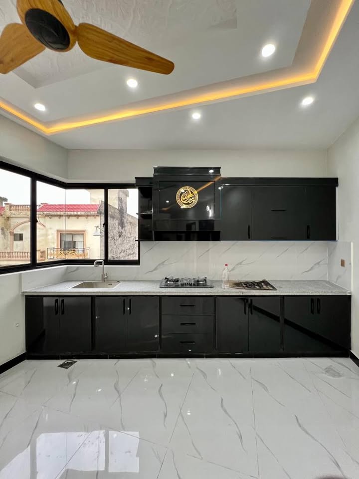 546938942_122258474834217461_5616784883120584183_n