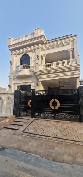 547655989_817816324101876_162500353719456827_n-1