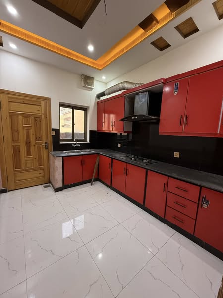 549393256_122217633572105845_3213681985702926923_n