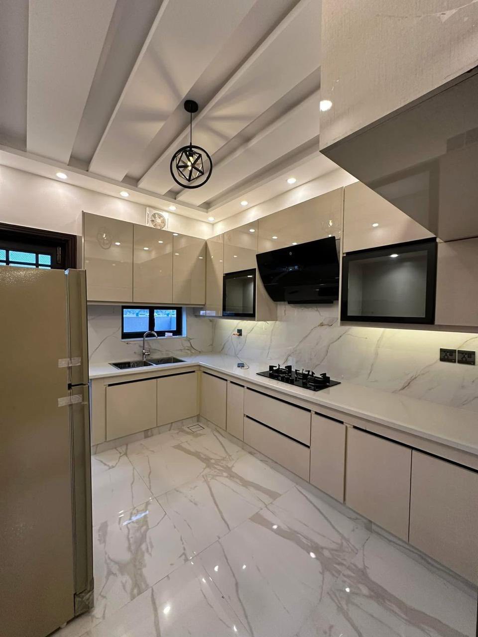 550330304_122156094434790638_6486152872256997392_n