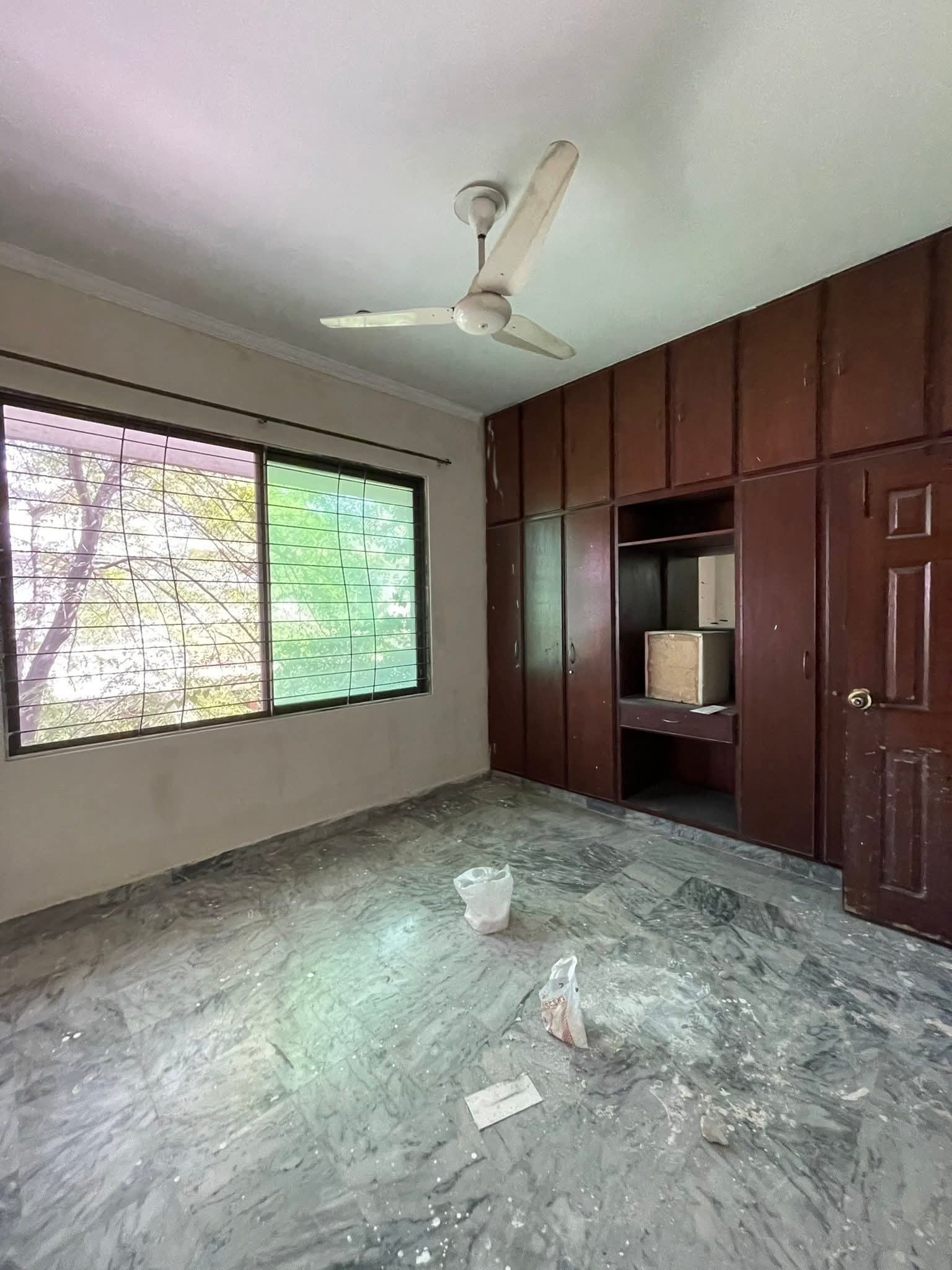 550731328_1881228962456140_415975435895956469_n