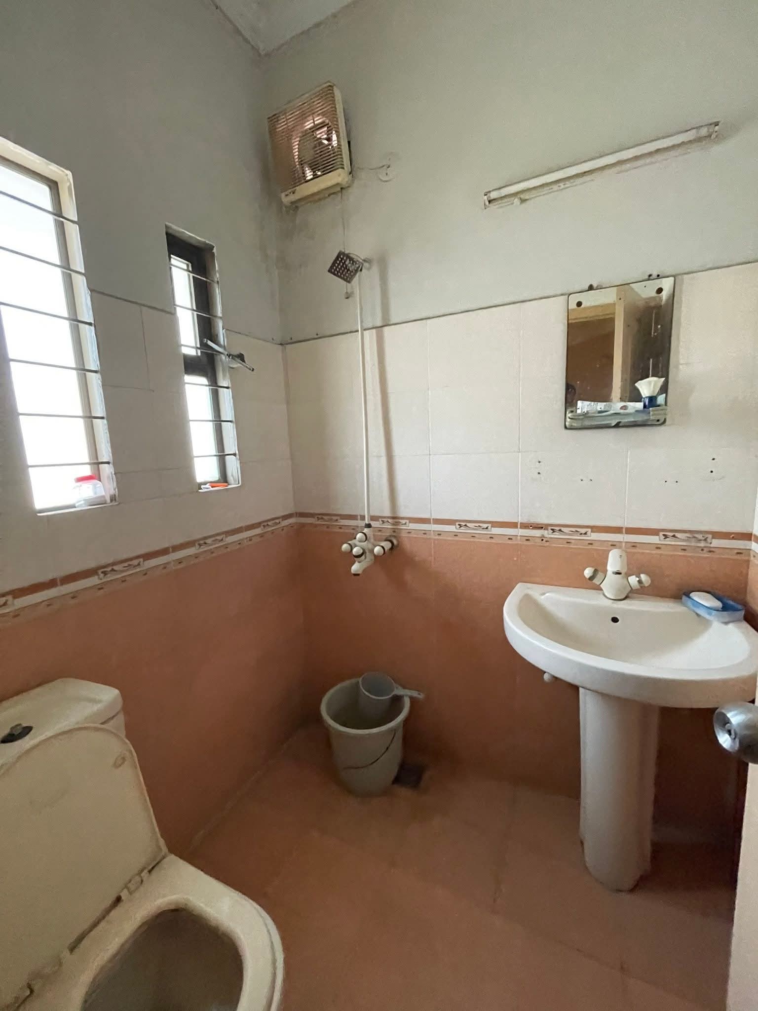 552212295_1881233002455736_300681478325527891_n