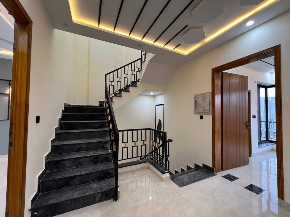 554711970_122249317700240105_4363897011317090685_n