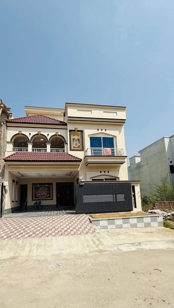 554731031_812713141436010_3847727556037202848_n