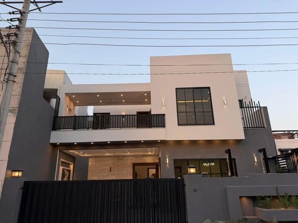 555949206_809111265401667_7147460441006901553_n