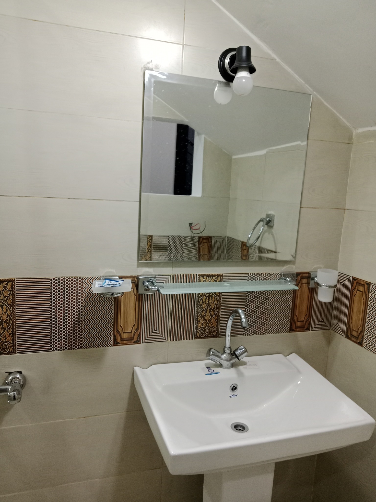 556608932_25063445269915433_415982356047773458_n