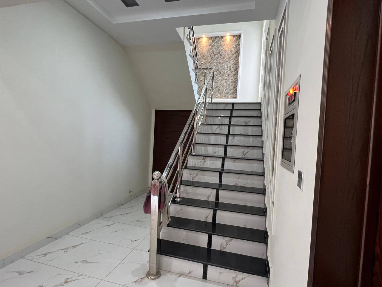 539093977_764319472894475_8931897752343672999_n