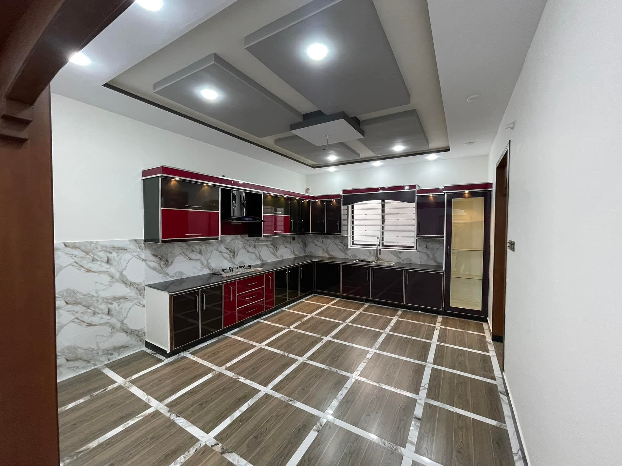 548193356_785802097641776_3464405659050299366_n