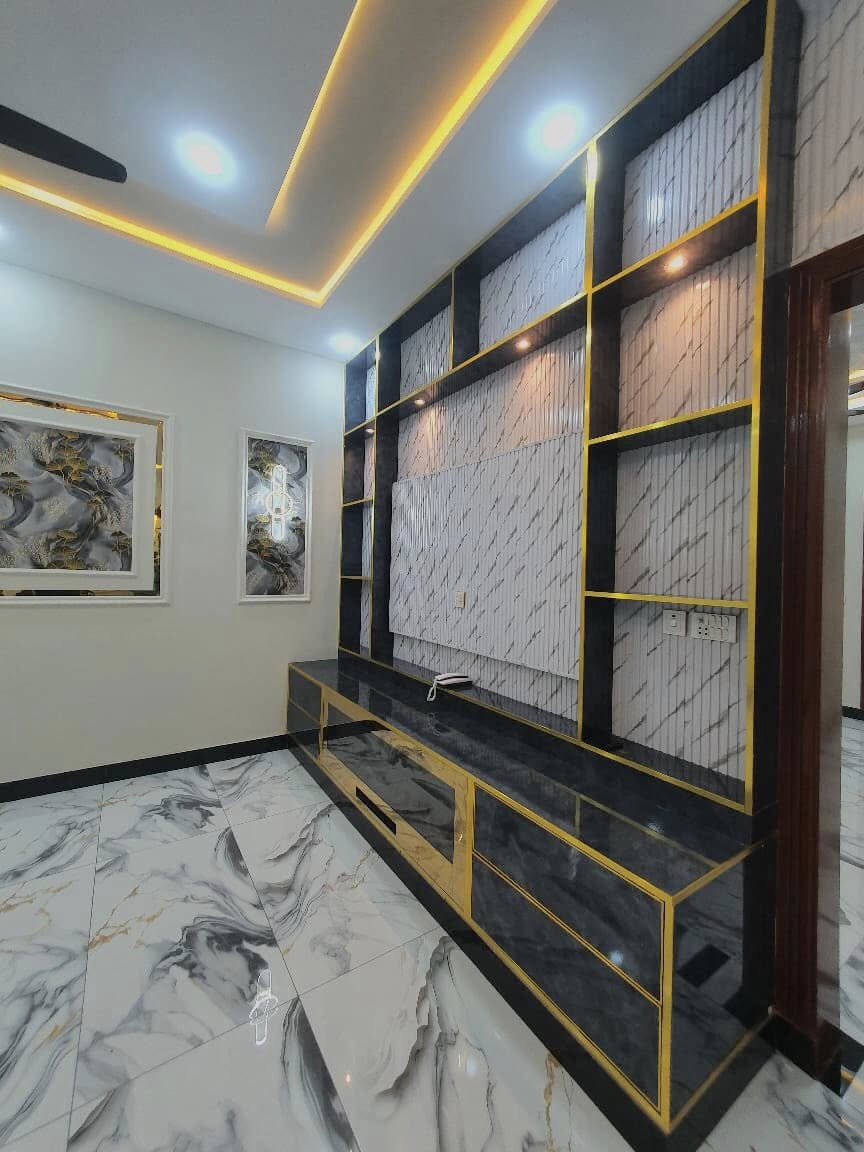 549359865_122289083654080652_8845376096375001814_n