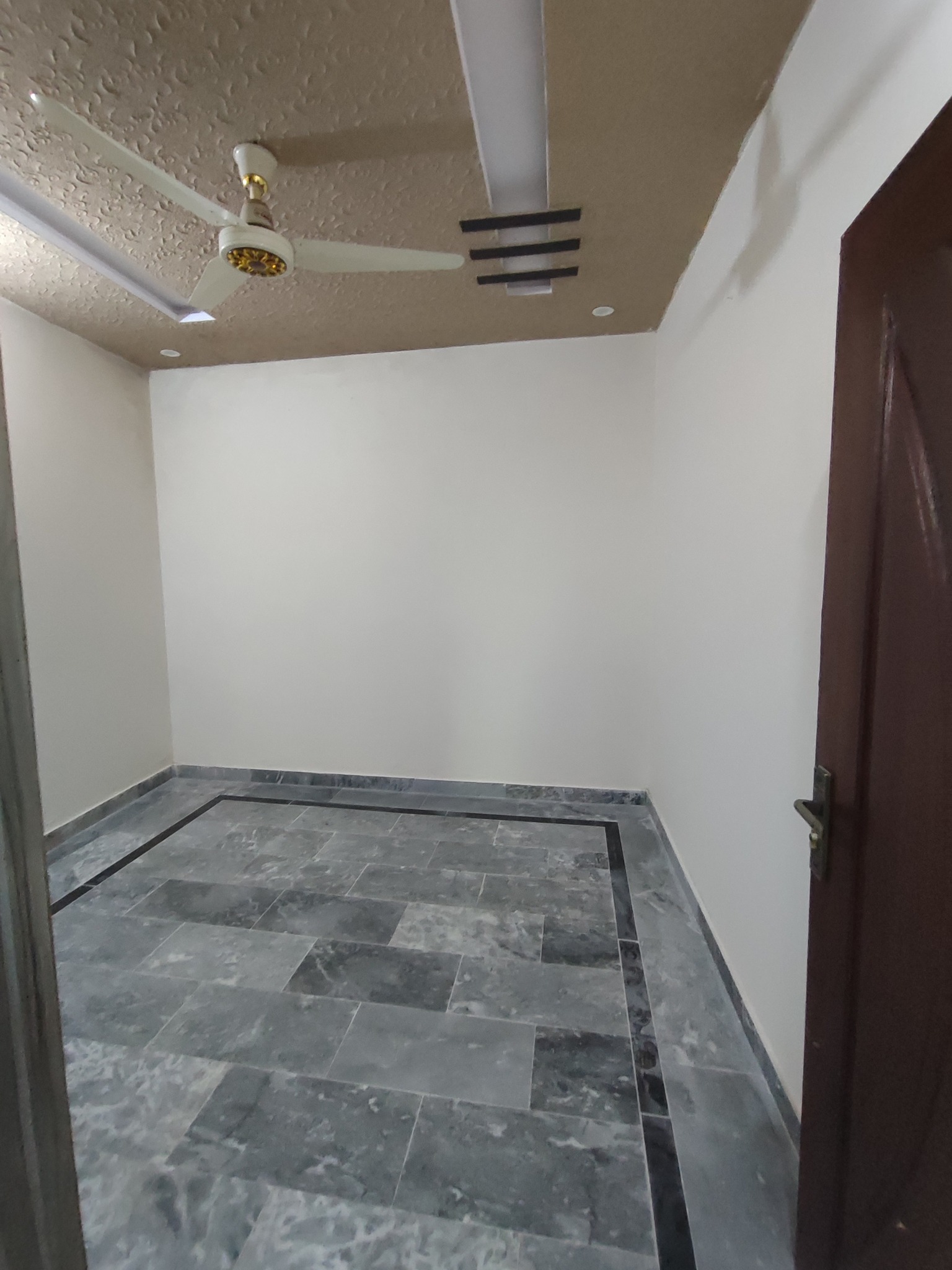 553307666_777648024862764_6906538363282416480_n