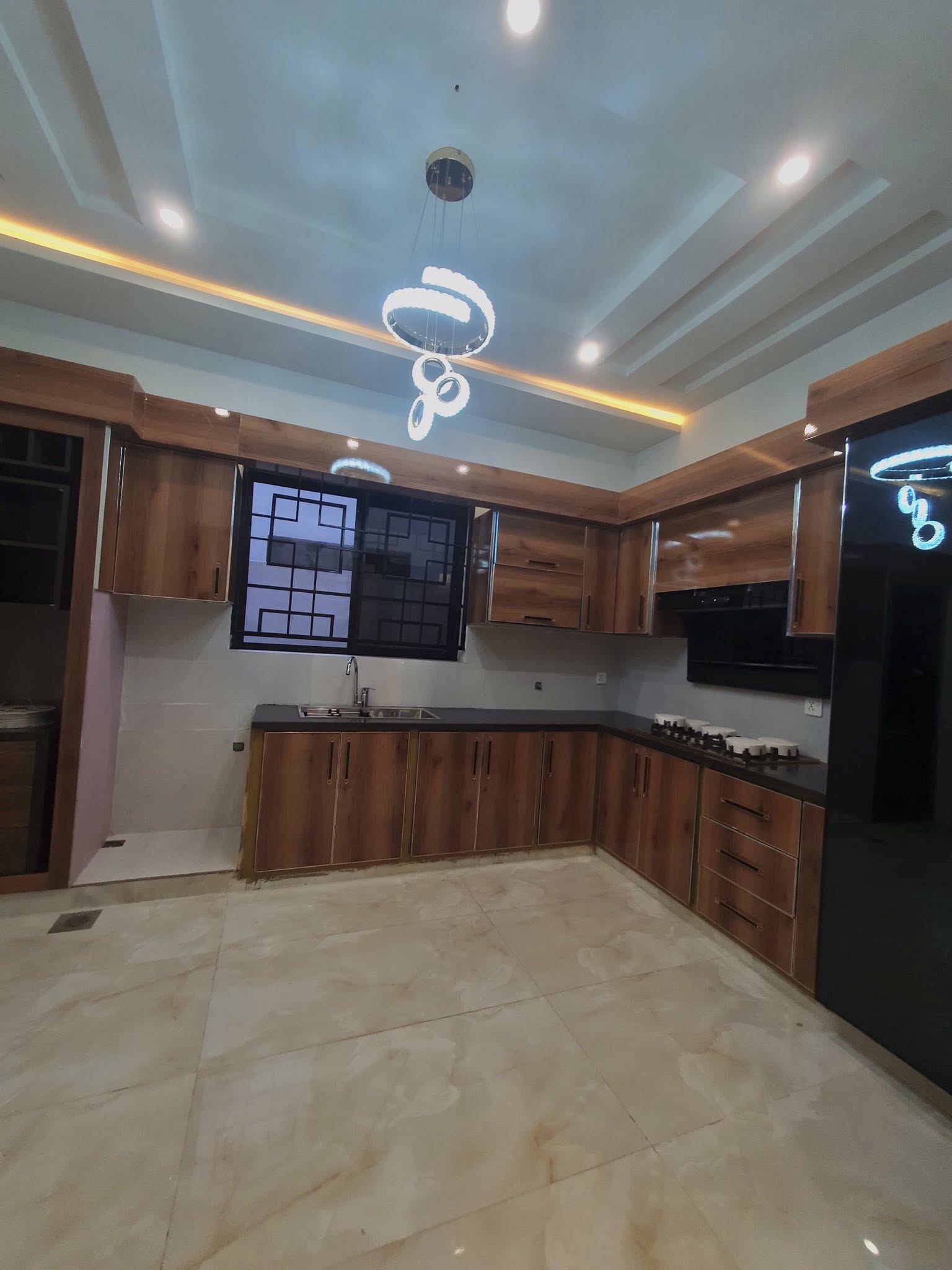 555544013_122170267514443498_3573749963289517515_n