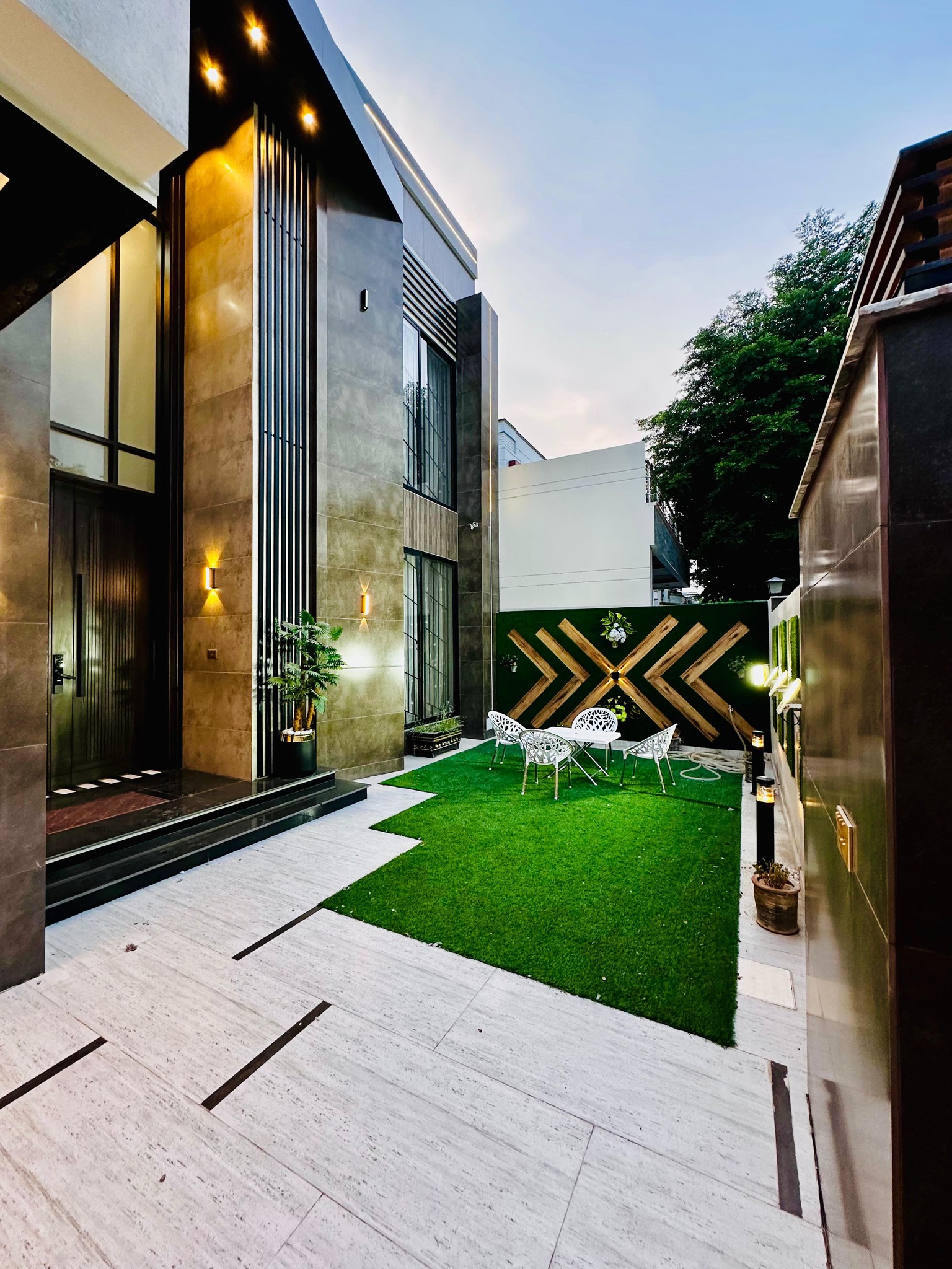 555996150_796099553278697_7371976135019858297_n