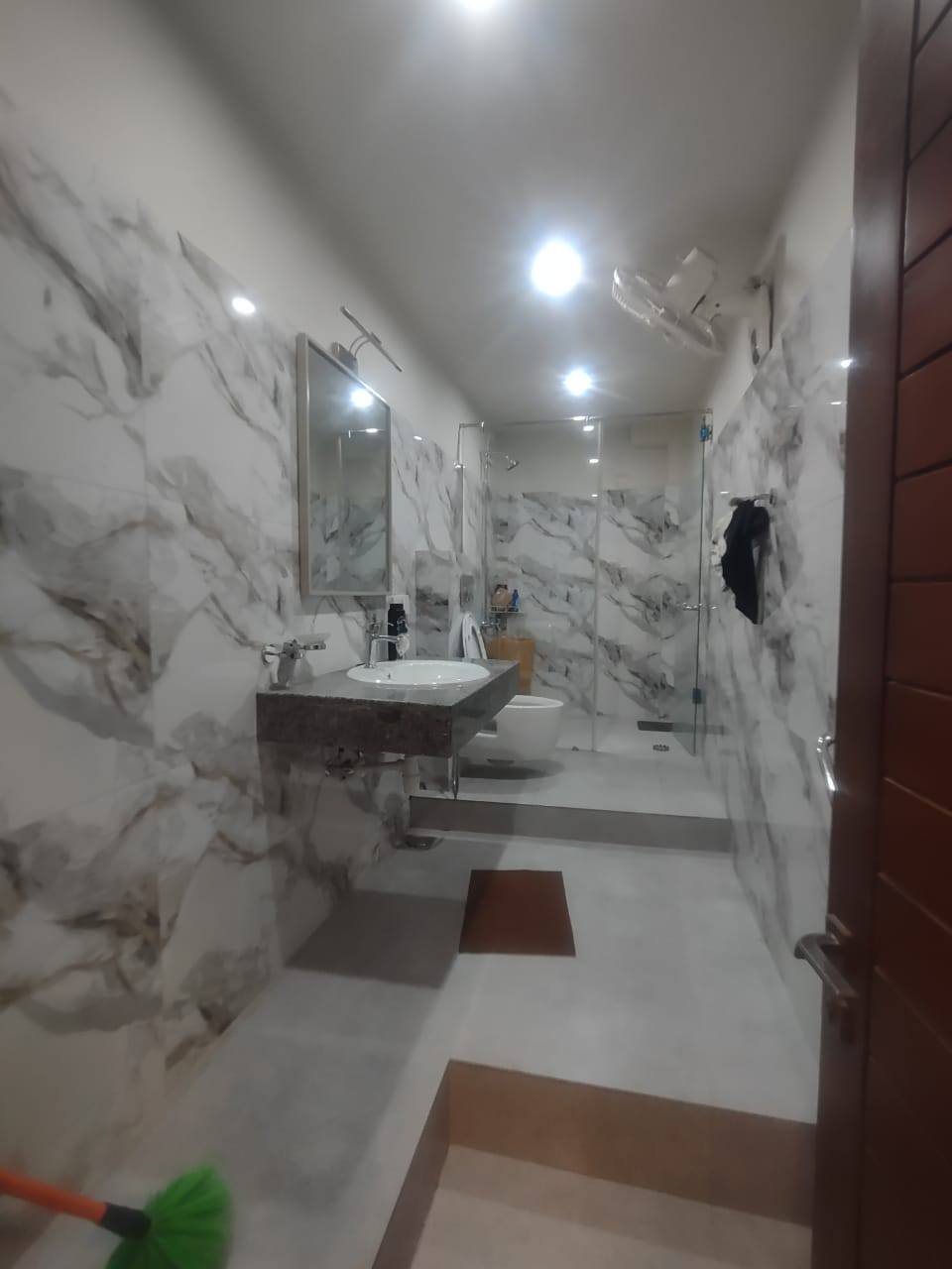 556540026_1998775477622154_235078554204600314_n