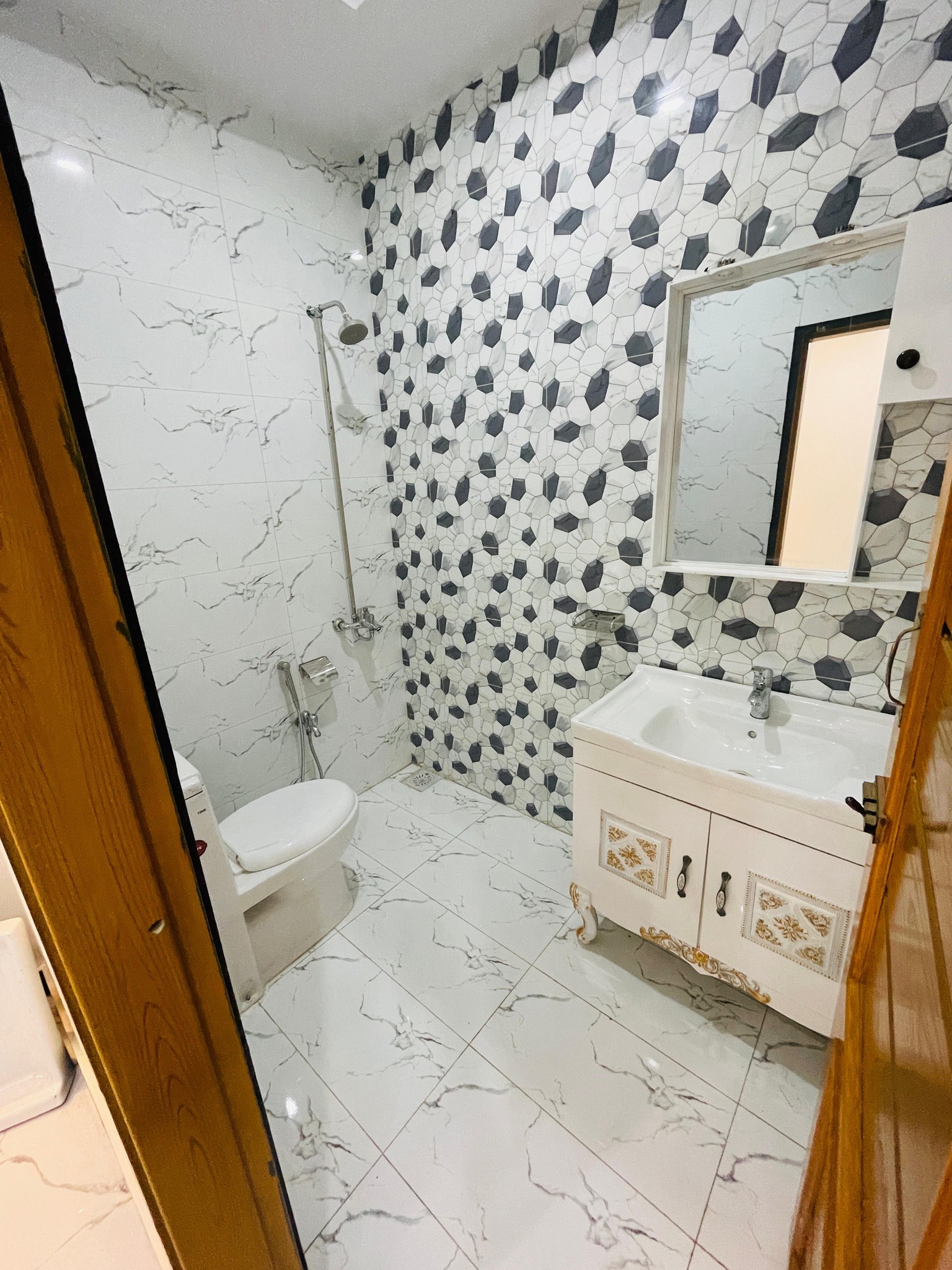 556987100_794013993375586_6506315050563826370_n