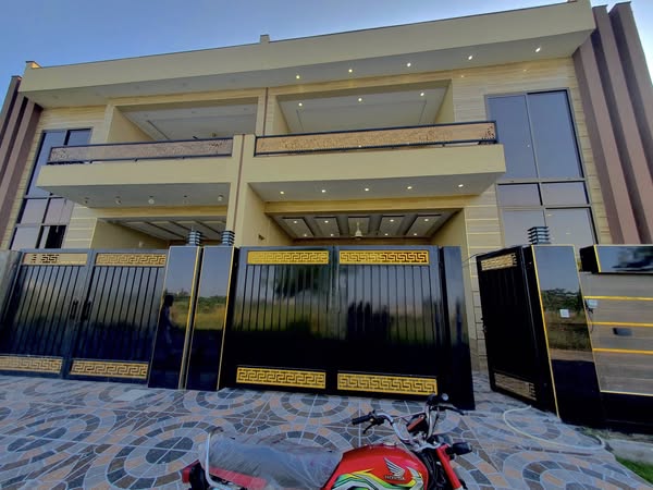 557355660_122294285990080652_7538979403297946318_n