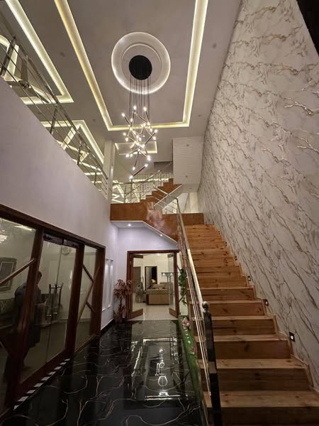 557525086_732205533203389_2867033968815235543_n