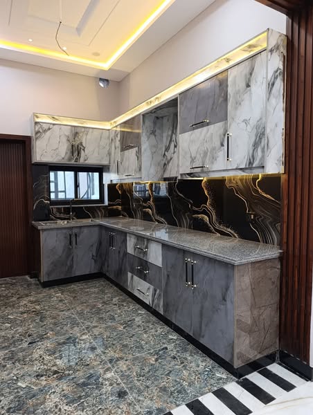 557602120_1167975321877028_3944809173479969886_n