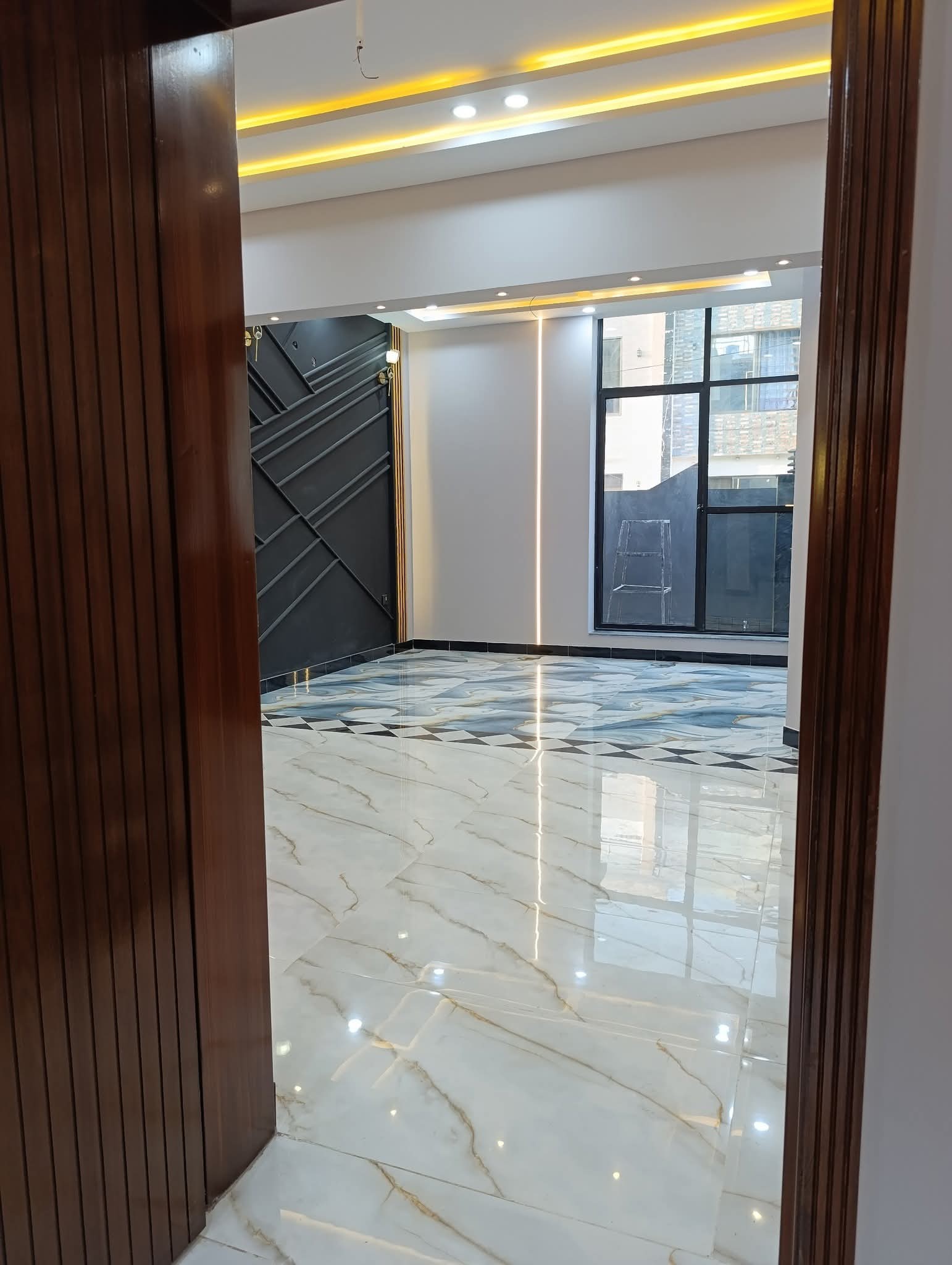 557617018_1167975815210312_6587452366402410492_n