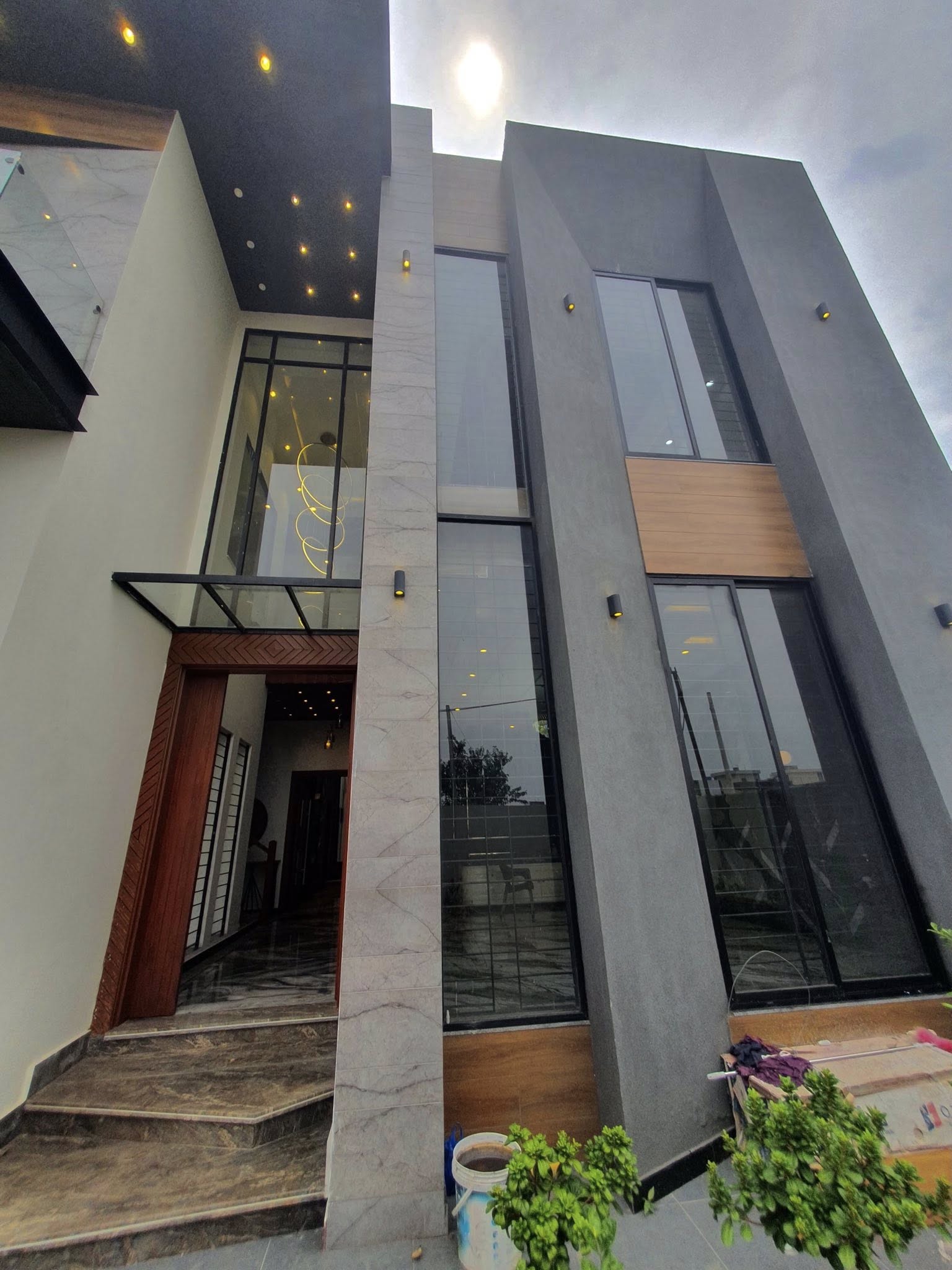 557632065_122293320848080652_7295677861822115567_n