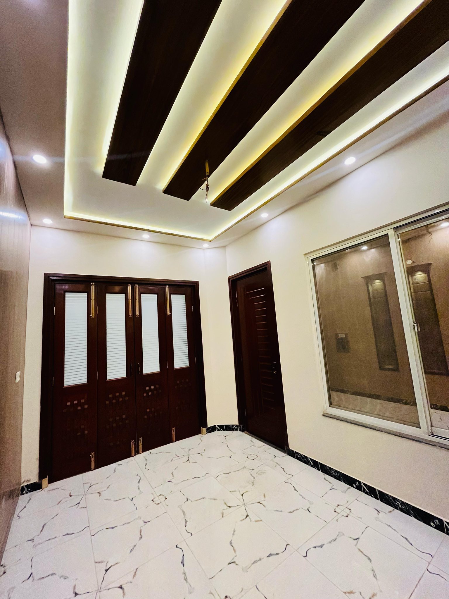 557728964_25238320979106492_4965817899470233870_n