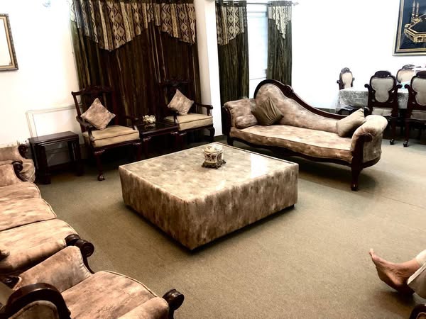 558013216_2995563933984495_6477323728660513344_n