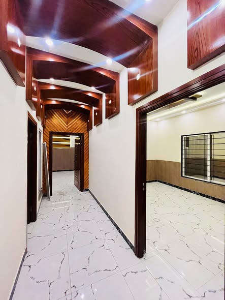 558177165_25238323965772860_3311767440347712596_n