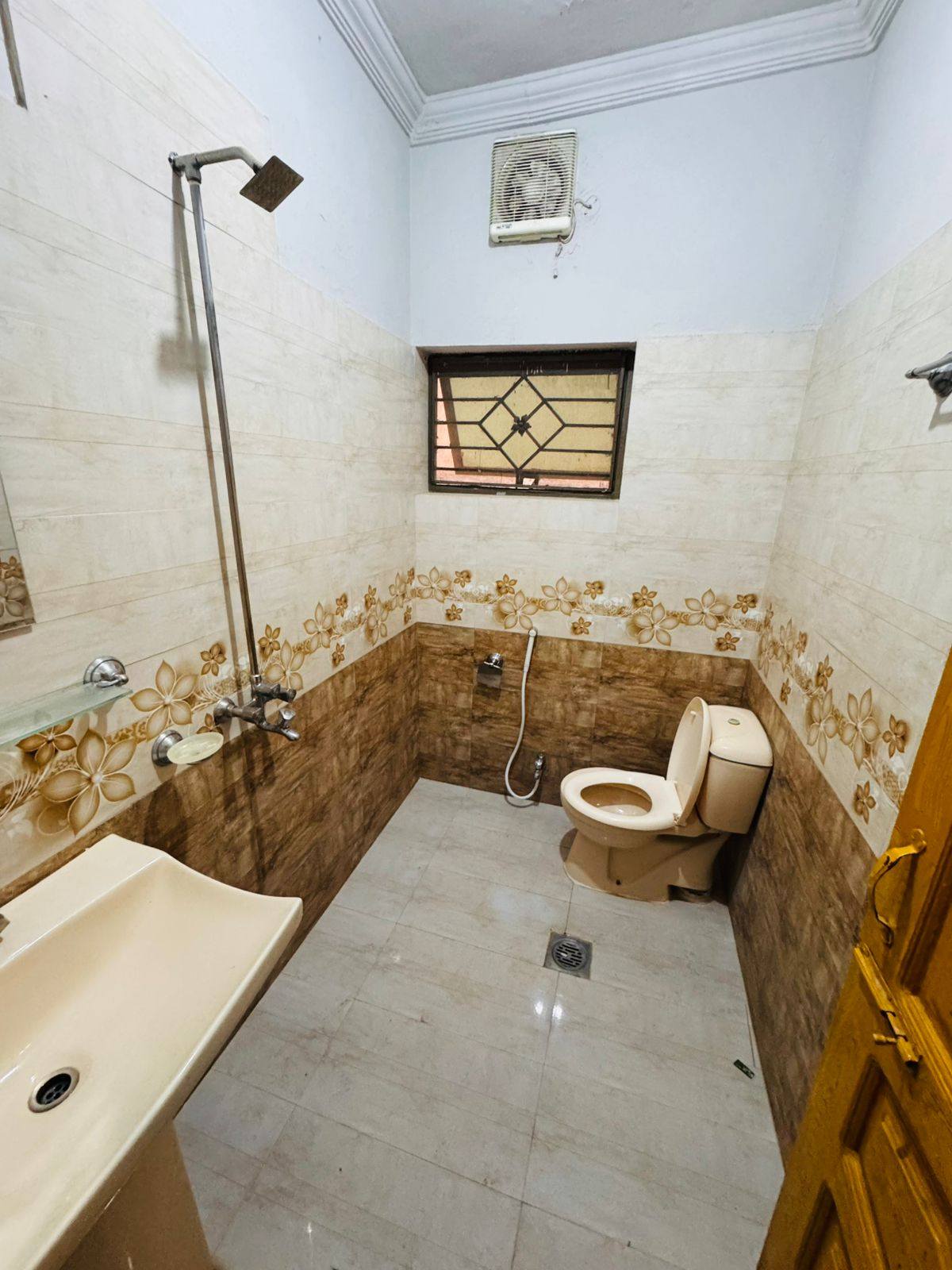 558662218_122236056686158737_1740861606914558174_n