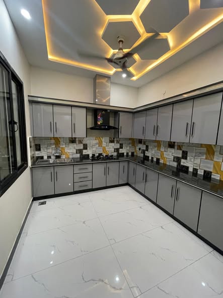 558781148_1105549878410272_4757865961323628192_n