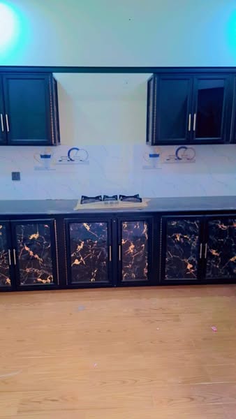 558905539_1801528607418280_4716870107691157404_n