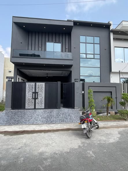 559174098_1105549501743643_1244886381708338688_n