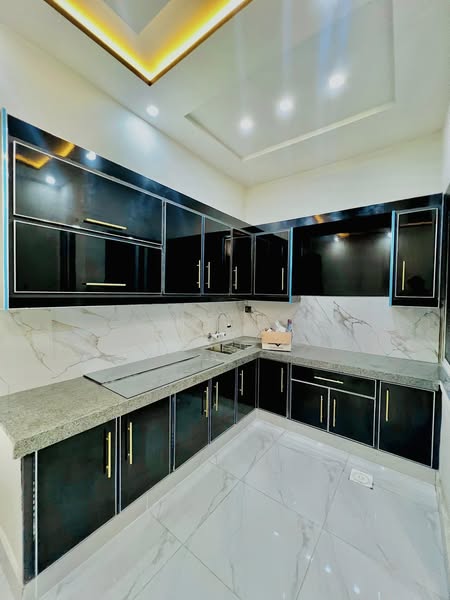 559412762_703557262769884_5047646251387130778_n