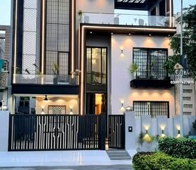 560758161_1419522146842988_2606990478105078474_n