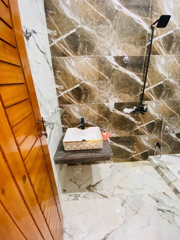 561699404_869689769369252_4625783830447730651_n