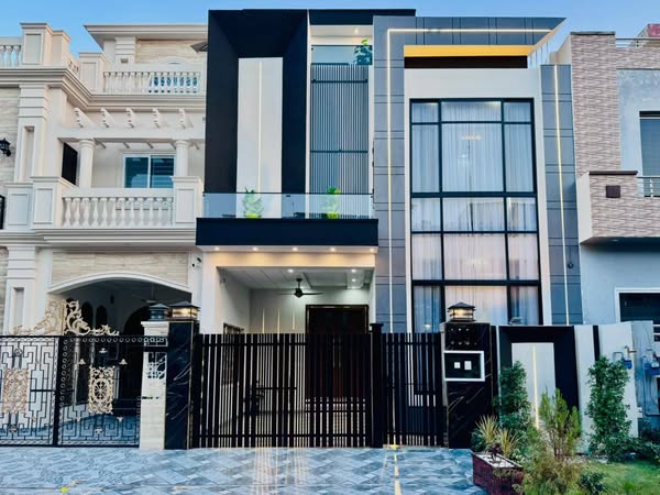 565642341_843257638224411_6202770161574879251_n