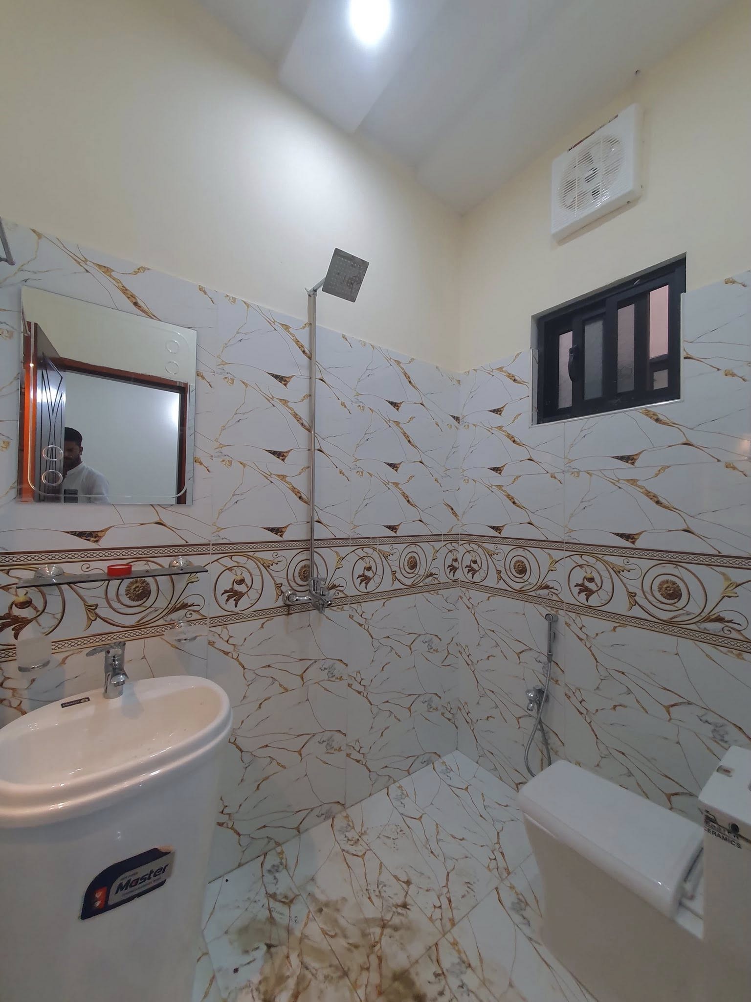 566208847_122297148218080652_6685436248686048582_n