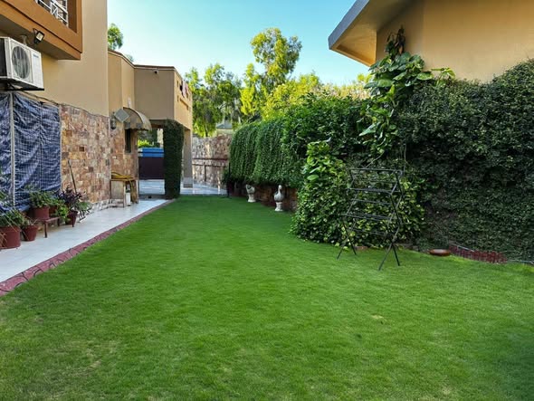 569086911_4152462128346639_5854116745947663048_n