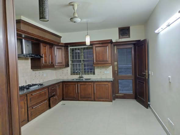 570958036_122151975860865755_7016846891825452129_n