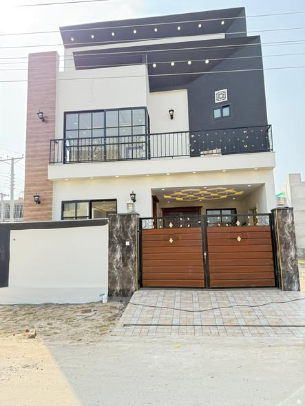 572042315_1185142736896366_8924345439775942878_n