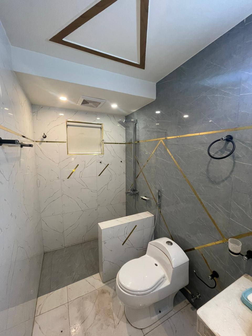 572460731_122194496612511689_2922661743573829313_n