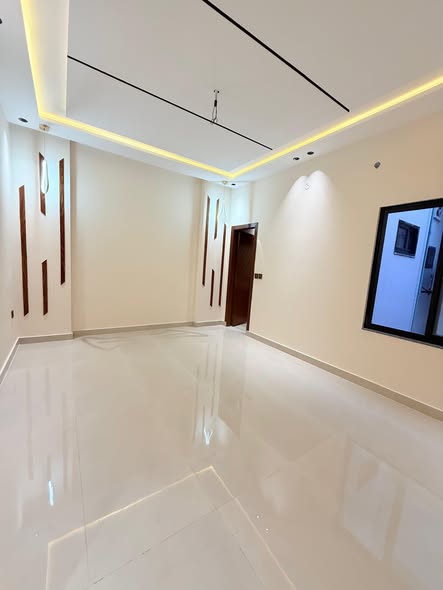 572765864_1131675779161280_1474436528573814352_n