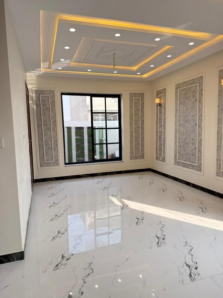 573861955_1185143083562998_432078285278556685_n