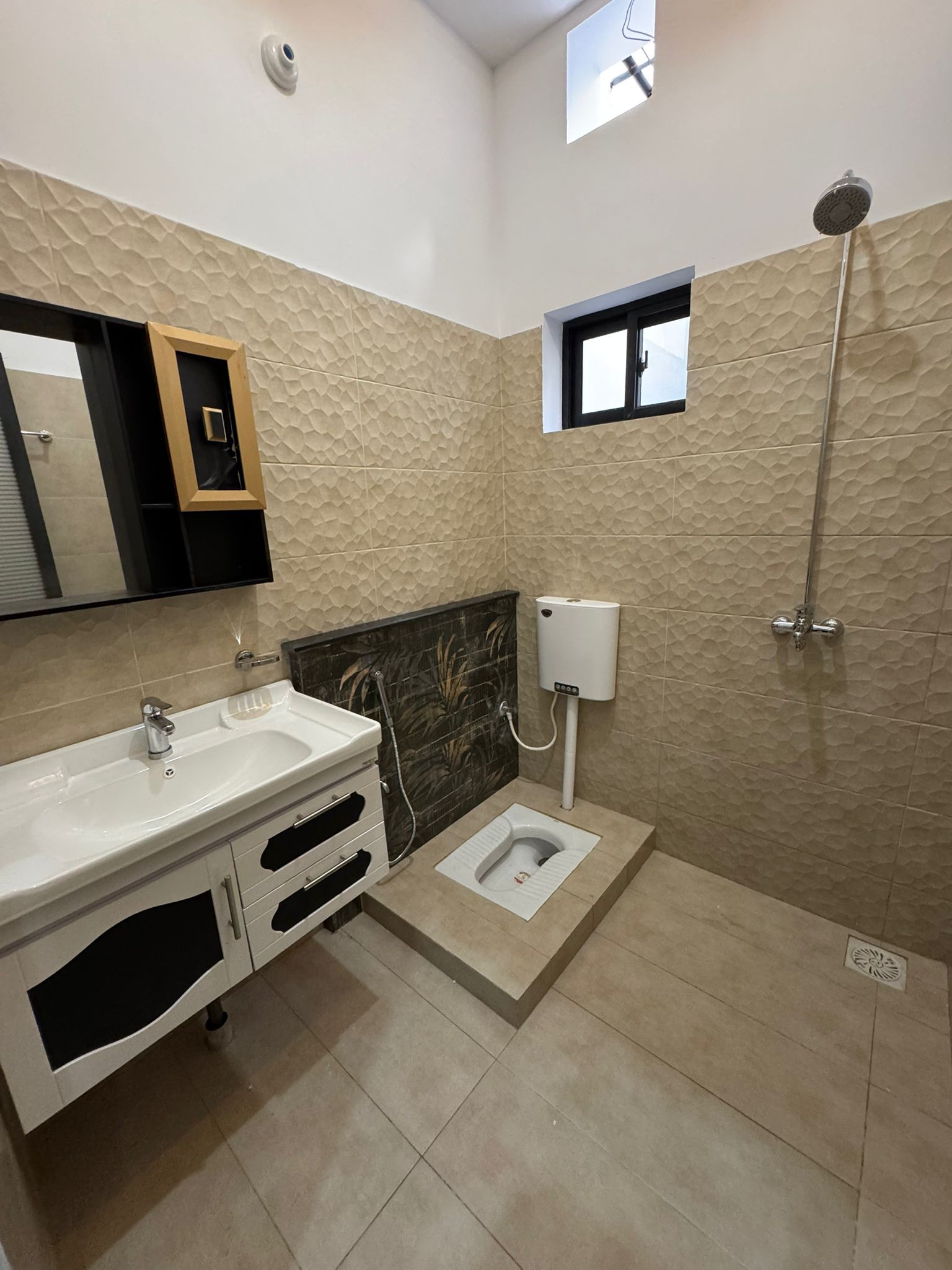 546836859_774393455220410_4890741468383461763_n