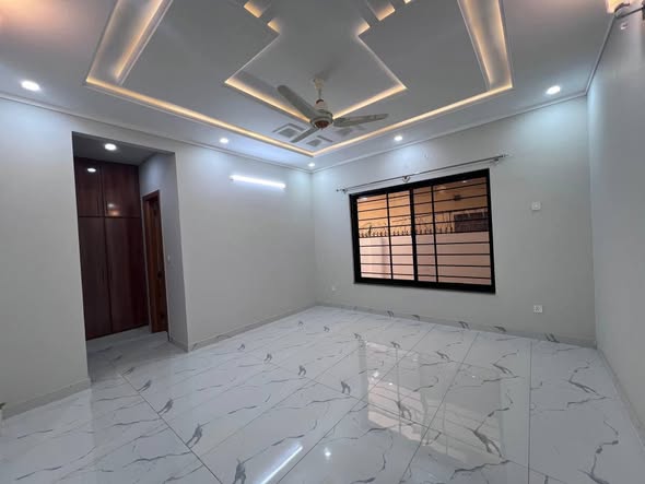 557602079_1252567179980551_7835694098244771400_n