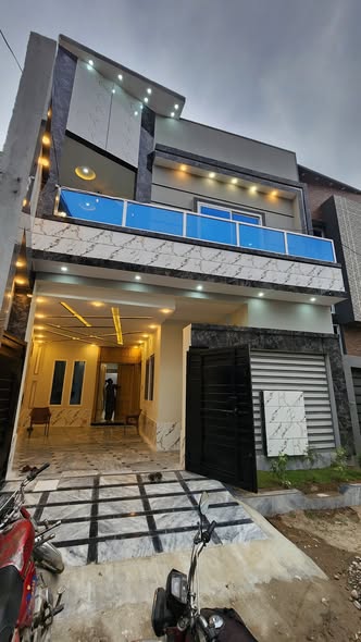 573065081_1323417733128467_4120898655847138912_n