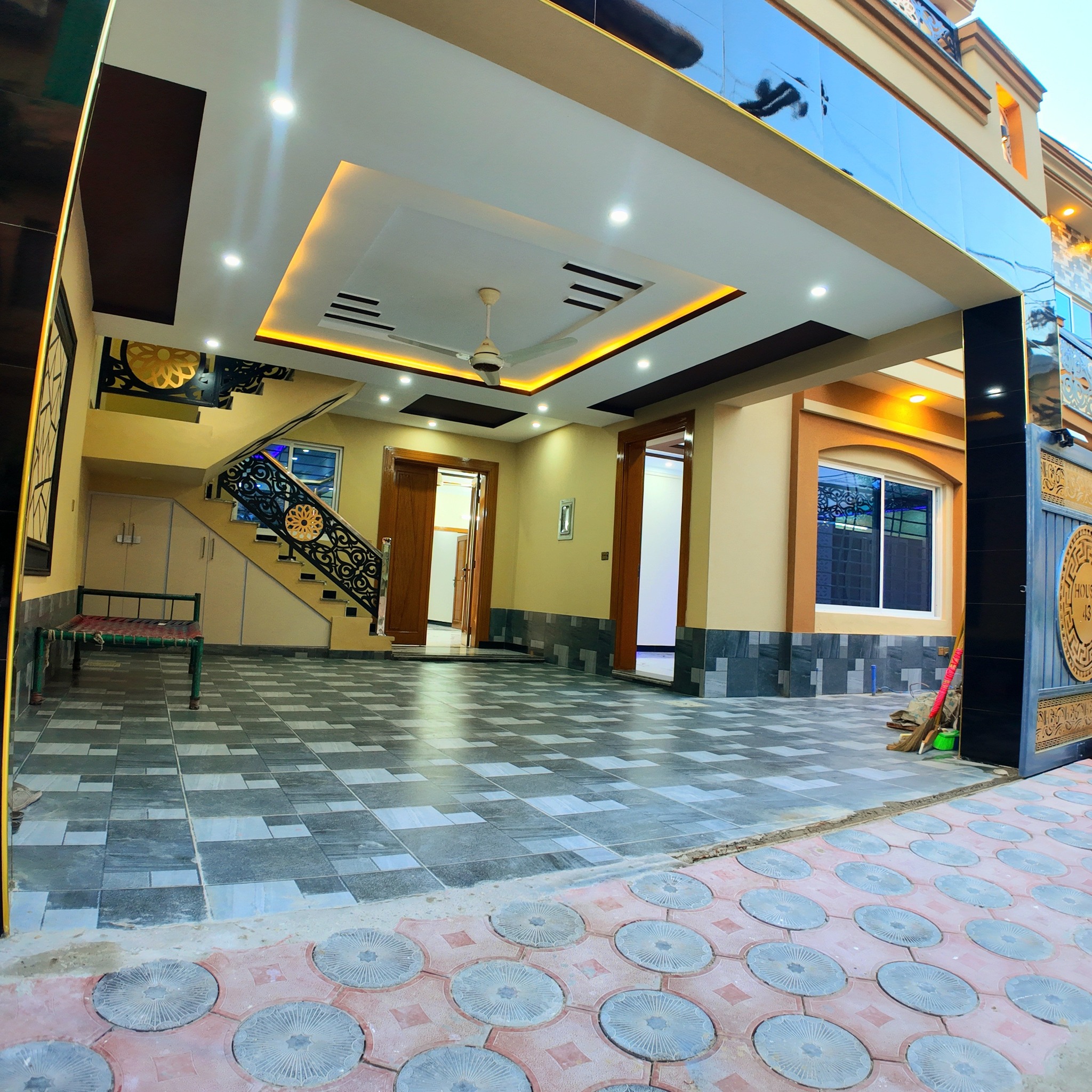 573336810_122245384952177881_9056547631238284177_n