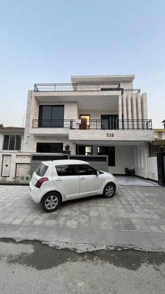 573534470_800909576153670_1329911264166152957_n