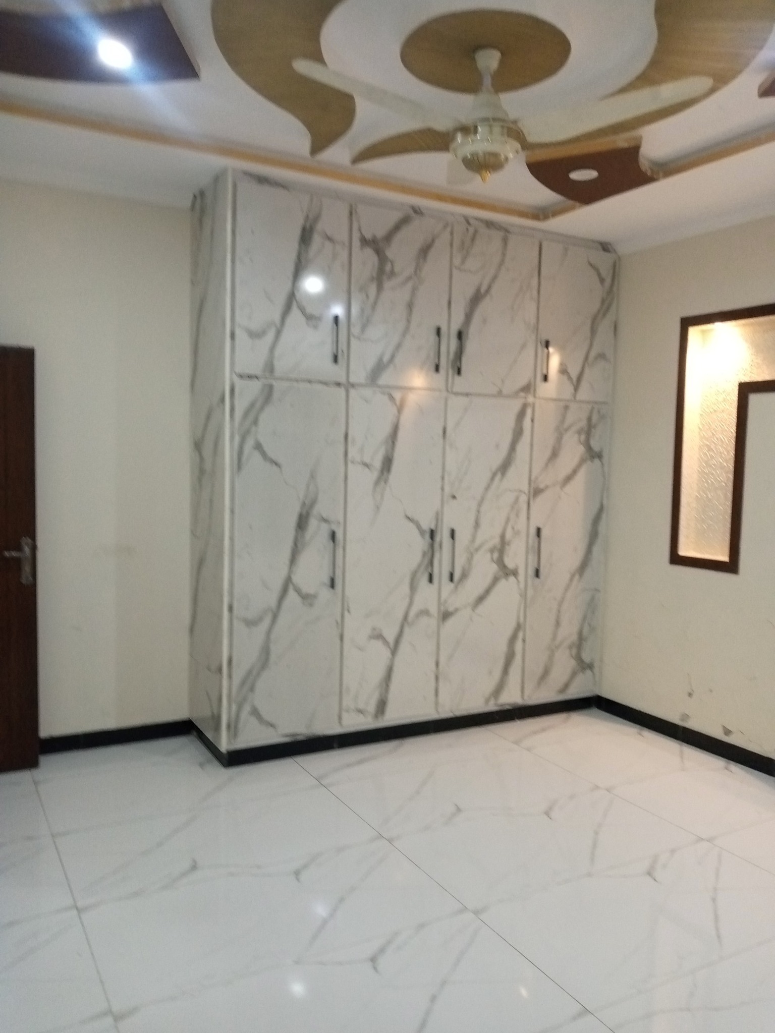 573565402_1589795395482759_9090195144413835160_n