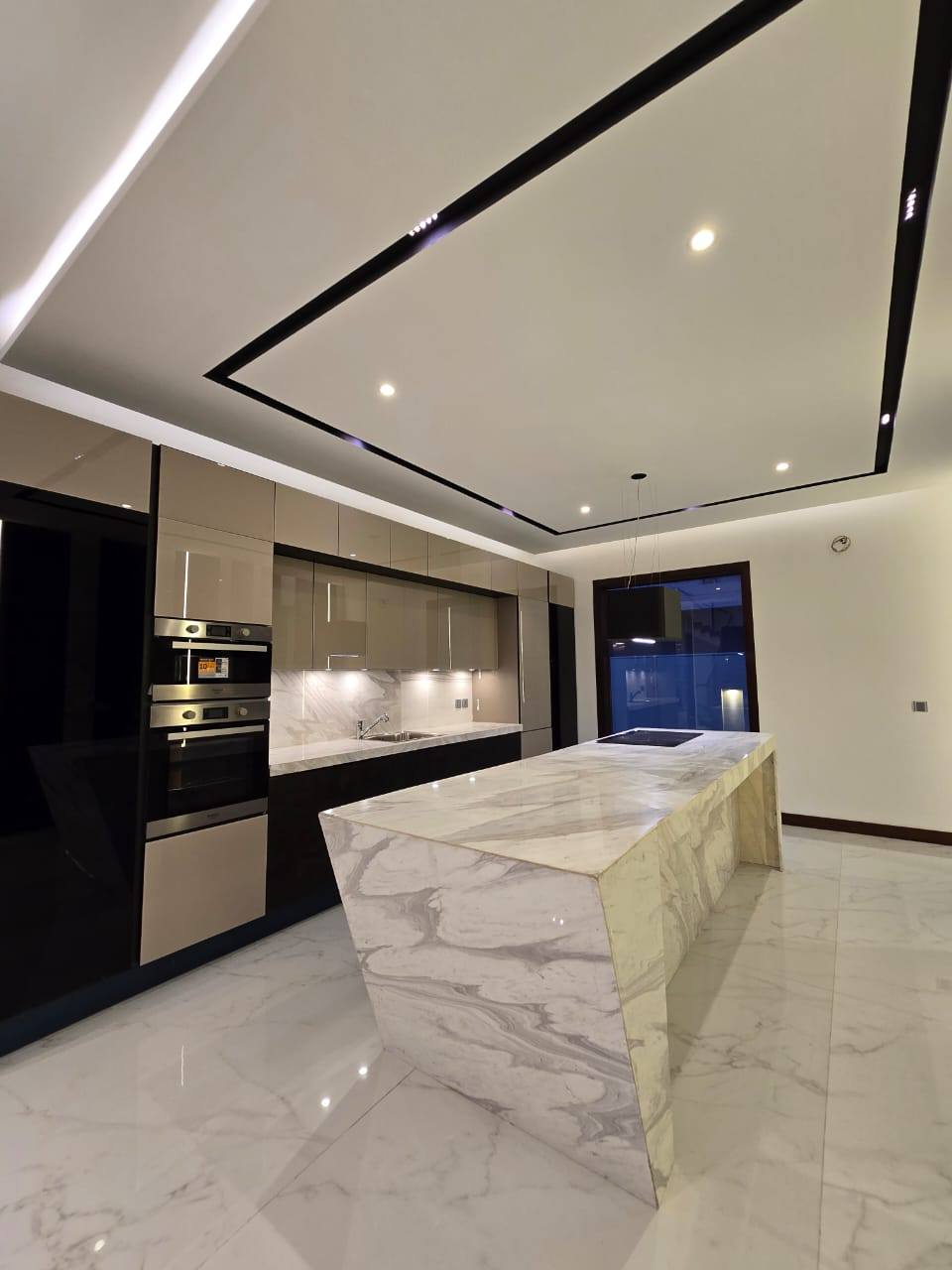 573604953_834206629109447_60526535086430817_n